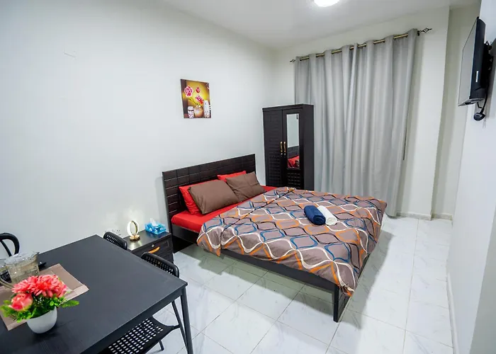 Tourist Peaceful Family Rooms Abu Dhabi Me11Apt Baith Al Jannah Llc