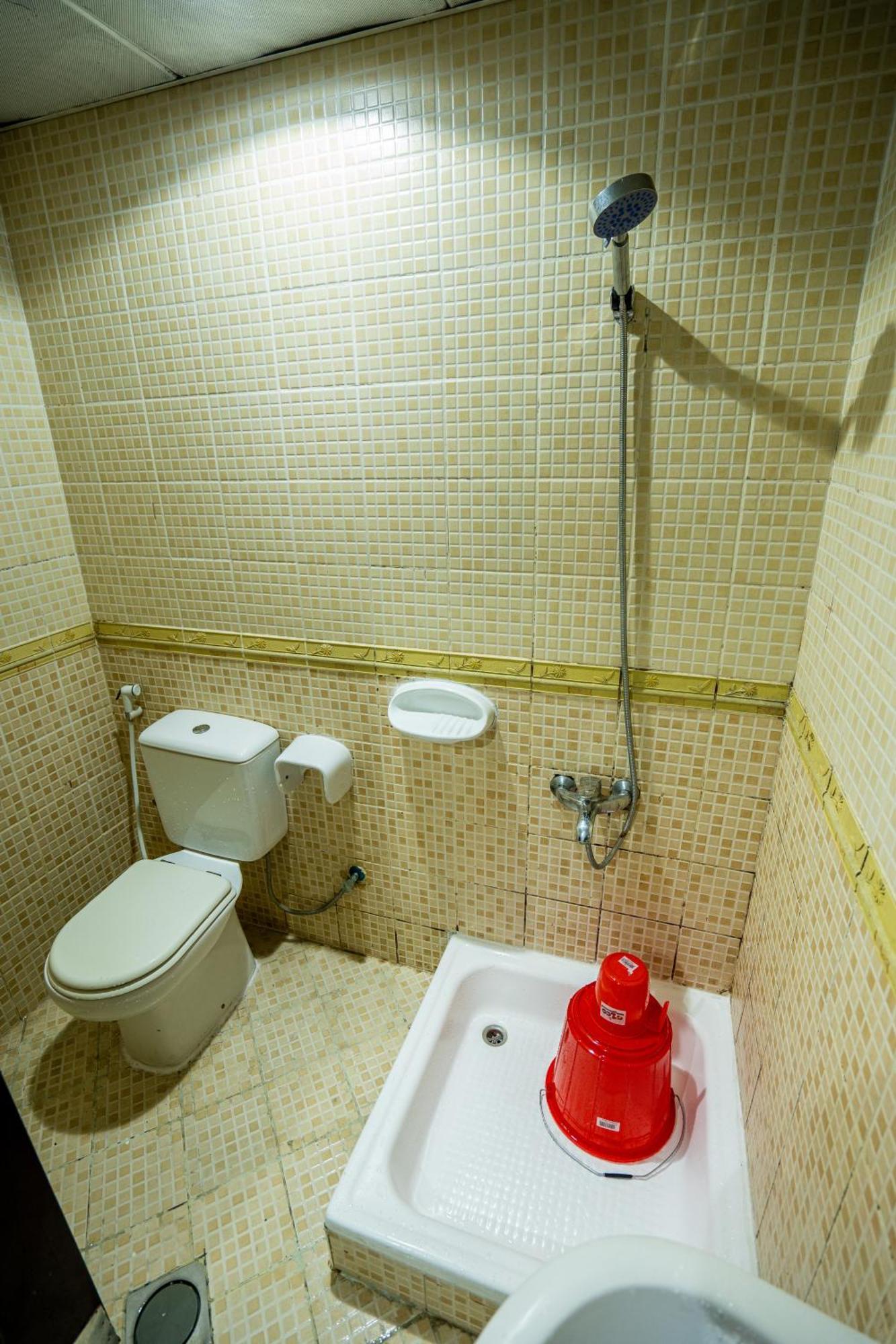 Проживання в сім'ї Tourist Peaceful Family Me11apt Baith Al Jannah Llc Абу-Дабі